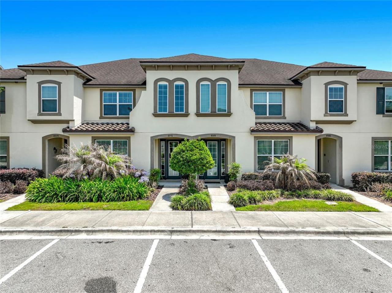 4 bedroom Townhouse for sale in Kissimmee
