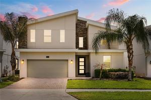 8 bedroom House for sale in Davenport