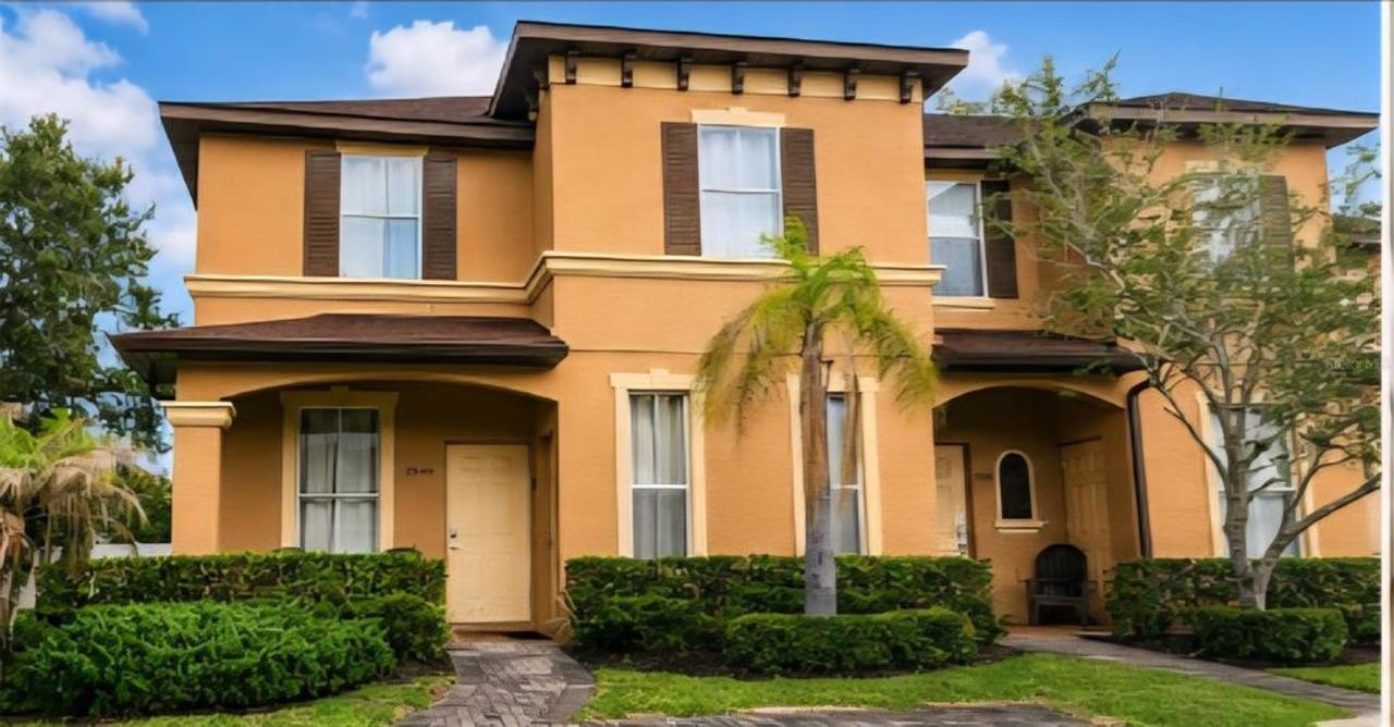 4 bedroom Rijtjes Huis te koop in Davenport