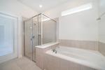 6 bedroom House for sale in Davenport