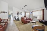 4 bedroom House for sale in Davenport
