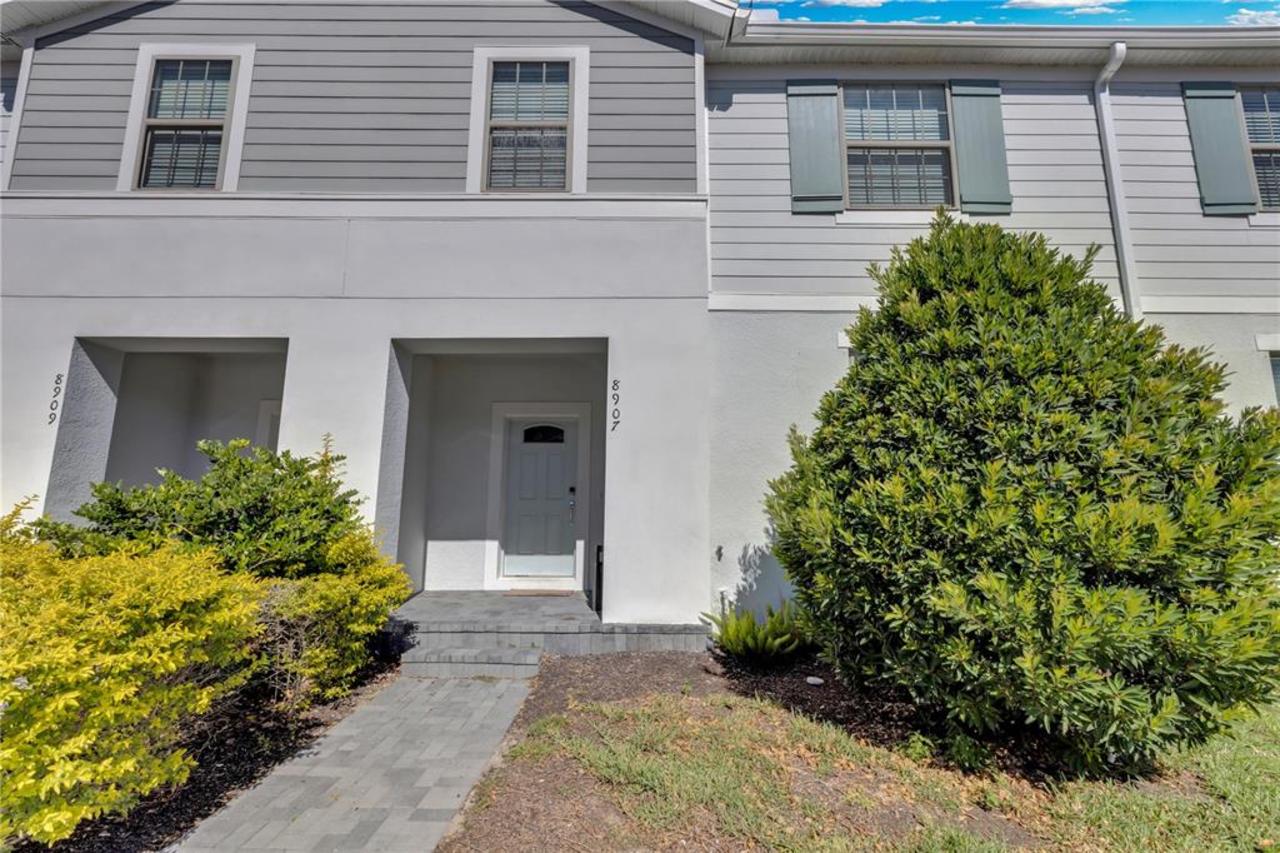 5 bedroom Townhouse for sale in Kissimmee