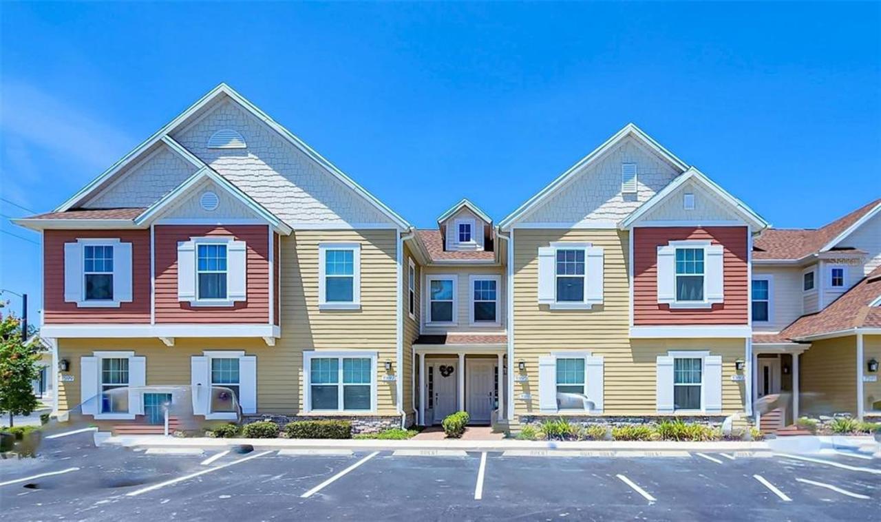 4 bedroom Townhouse for sale in Kissimmee