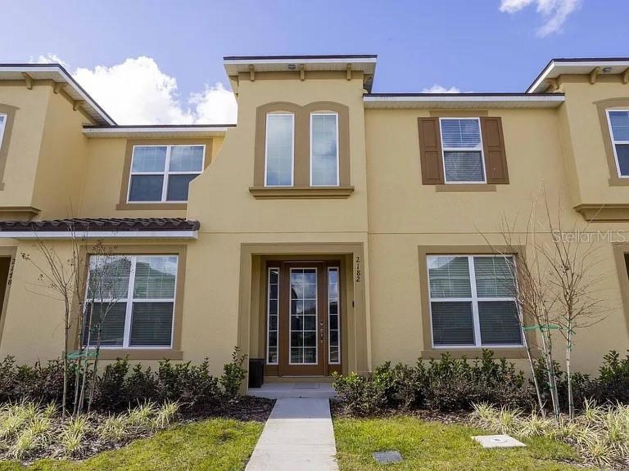 4 bedroom Townhouse for sale in Kissimmee