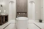 8 bedroom House for sale in Reunion