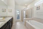 6 bedroom House for sale in Clermont
