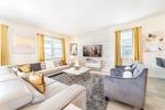 8 bedroom House for sale in Davenport
