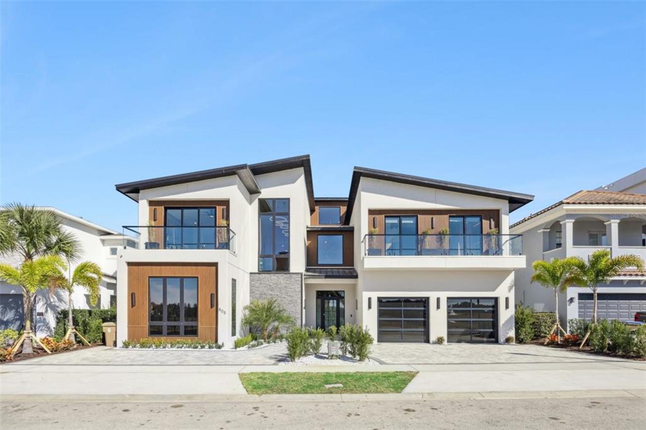 10 bedroom House for sale in Reunion