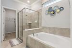 5 bedroom House for sale in Clermont