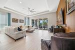 6 bedroom House for sale in Reunion