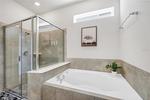 6 bedroom House for sale in Davenport