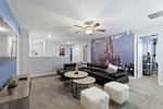 8 bedroom House for sale in Davenport