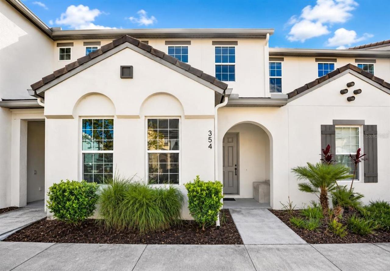 4 bedroom Townhouse for sale in Davenport