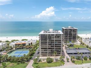 2 bedroom Appartement te koop in Treasure Island