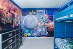 8 bedroom House for sale in Davenport