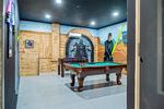 8 bedroom House for sale in Davenport