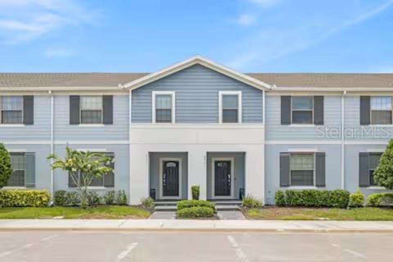 5 спальни Таунхаус для продажи в Kissimmee