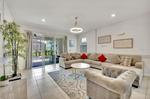 6 bedroom House for sale in Davenport