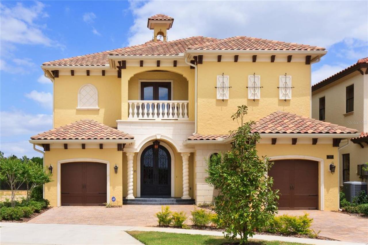 8 bedroom House for sale in Reunion