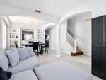 6 bedroom House for sale in Davenport