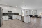 8 bedroom House for sale in Davenport