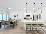 6 bedroom Rijtjes Huis te koop in Davenport