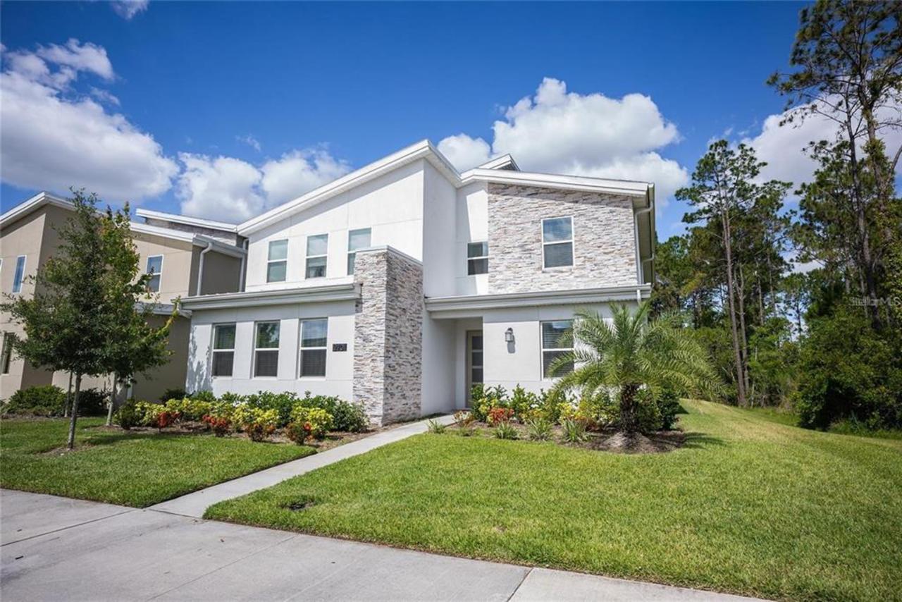 7 bedroom House for sale in Kissimmee