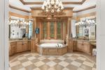 5 bedroom House for sale in Windermere