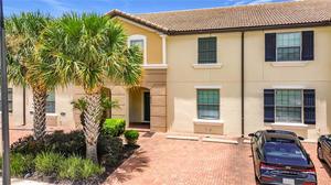 4 bedroom Townhouse for sale in Kissimmee