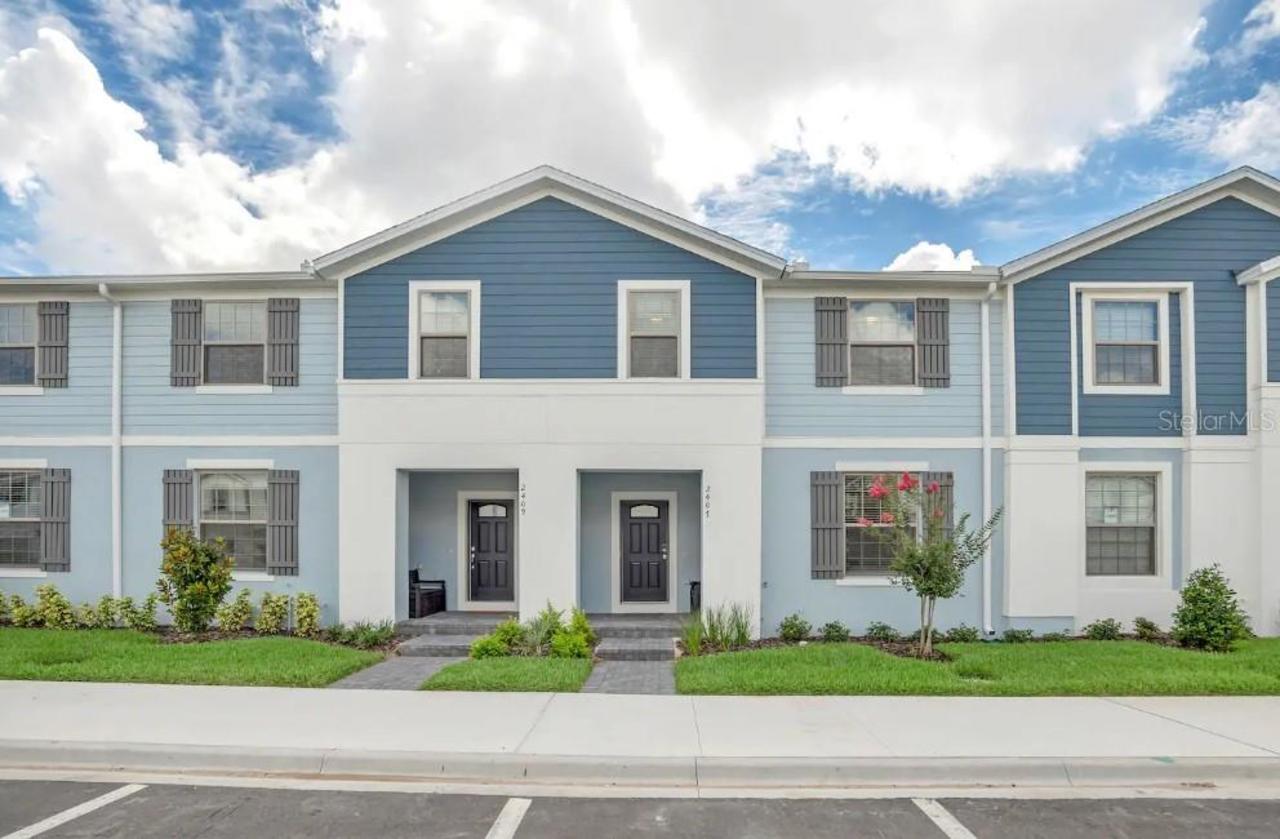 5 bedroom Adosado se vende en Kissimmee