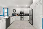 8 bedroom House for sale in Davenport
