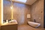 6 bedroom House for sale in Windermere