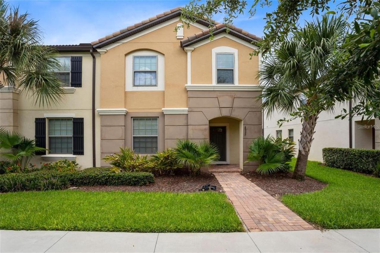 5 bedroom Townhouse for sale in Kissimmee