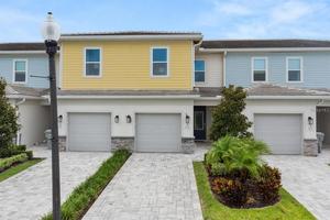 3 bedroom Townhouse for sale in Kissimmee