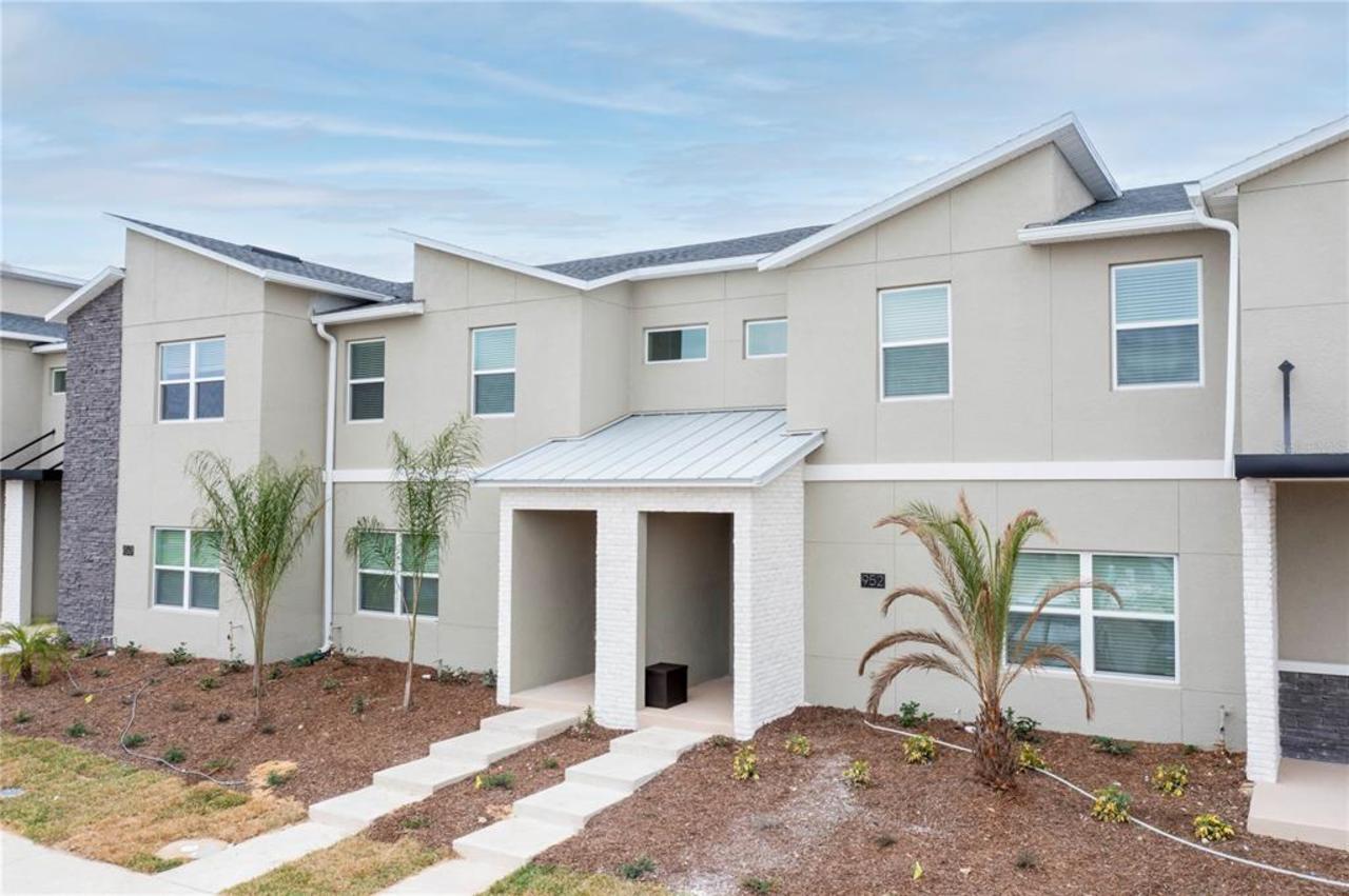 4 bedroom Townhouse for sale in Davenport