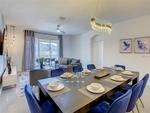 3 bedroom Apartment for sale in Davenport