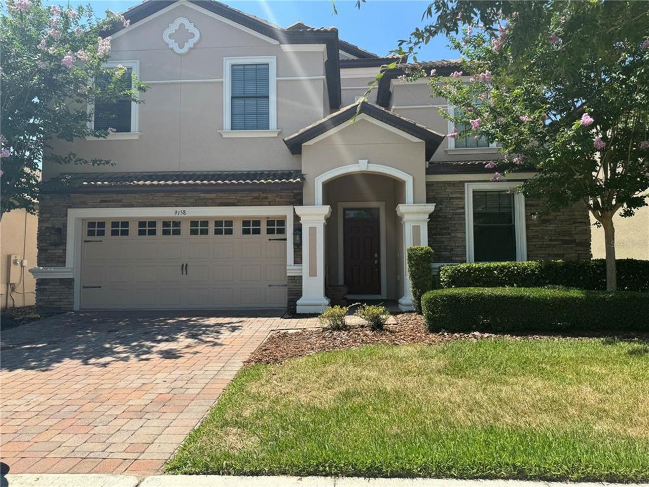 8 bedroom Casa se vende en Davenport