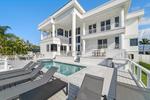 4 bedroom House for sale in Clearwater Beach