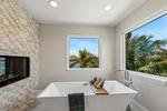 4 bedroom House for sale in Clearwater Beach