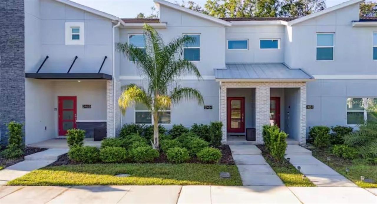 4 bedroom Townhouse for sale in Kissimmee