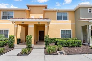 4 bedroom Townhouse for sale in Kissimmee