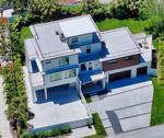 4 bedroom House for sale in Sarasota