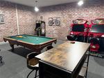 8 bedroom House for sale in Davenport