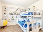 5 bedroom Townhouse for sale in Davenport