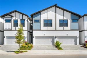 5 bedroom Townhouse for sale in Orlando
