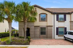 5 bedroom Townhouse for sale in Kissimmee