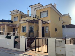 3 bedroom Villa for sale in Algorfa