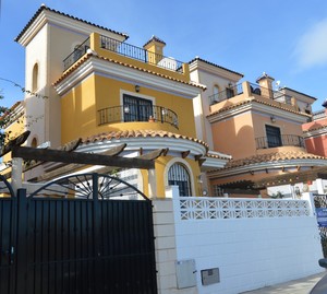 3 bedroom Villa for sale in Los Montesinos