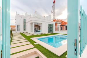 3 bedroom Villa for sale in Los Alcazares