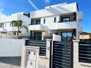 3 bedroom Villa for sale in Benferri